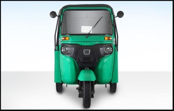 bajaj tricycle specs